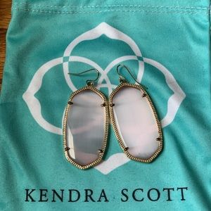 Kendra Scott Danielle Earrings: Rose Quartz